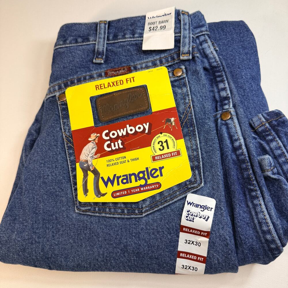 Wrangler Cowboy Cut 31 Relaxed Fit Jeans Mens 32x30 Blue Denim 31MWZGK NWT